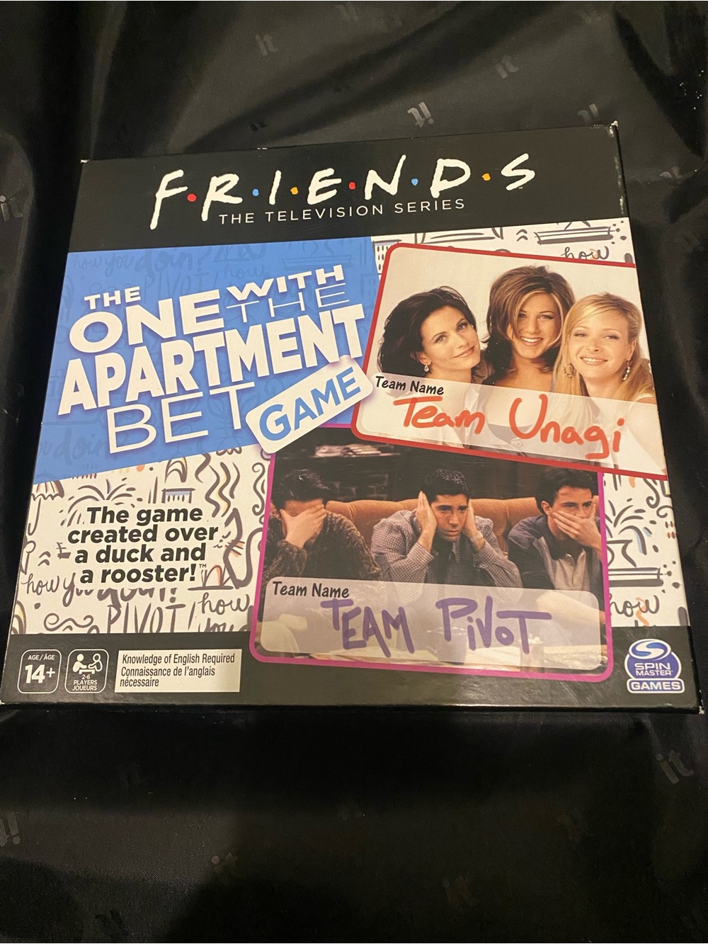 FRIENDS The One With The Apartment Bet Game - Blue & Black Packaging